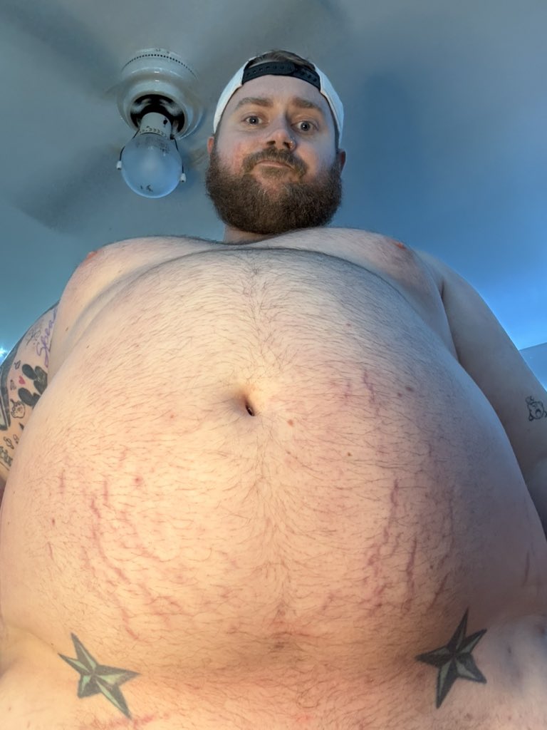 Appreciation post for my new developing stretch marks on the lower part of my stomach :) growing bigger by the day and I’m enjoying every moment of it :)