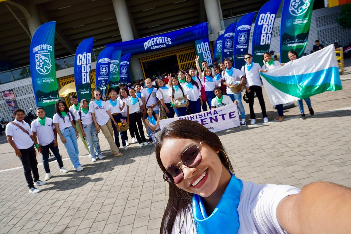 SecJuventud_cor's tweet photo. ¡Más de 900 jóvenes se dieron cita en la Asamblea Departamental de Juventud!🤩💥 Un encuentro que los reunió creando un espacio lleno de energía, creatividad y propuestas. Esta fue una oportunidad para compartir ideas, conocerse y trabajar juntos por un futuro mejor.💯 https://t.co/6hURAyuOnB