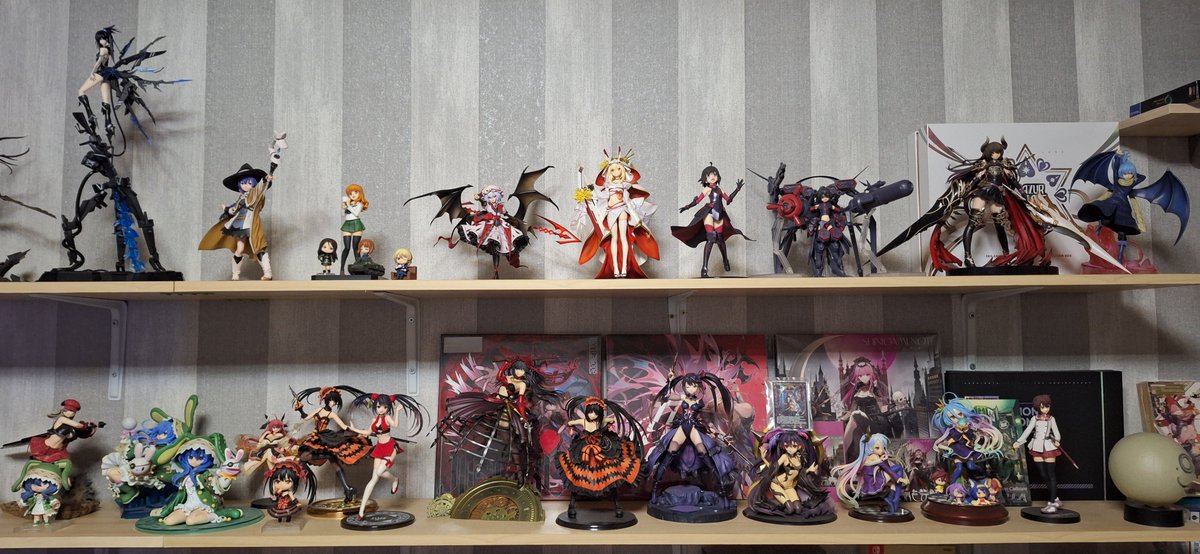 K3vitsch's tweet photo. In my Room are 125+ figures. Either from Games or Shows i like(ed) or did find good looking.
There will be more in the future but for now i need to save up some money for the Japan-Trip next year.
And please ignore the dust😅
(more pics in the reply)
#WAHmbassadorship https://t.co/brboc30WdZ