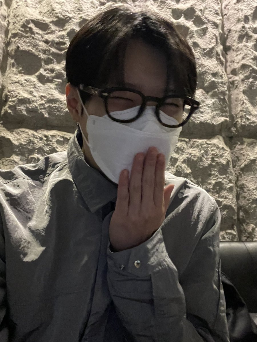 시혹 tweet media