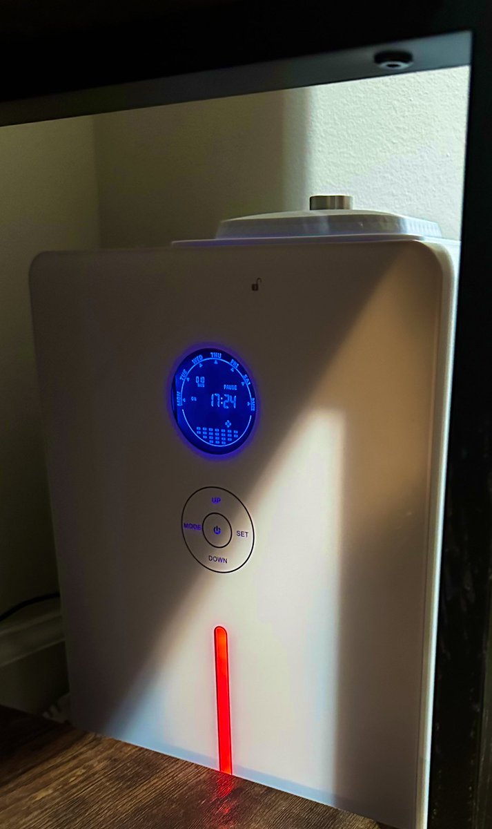 mamaxiimus's tweet image. OMG I can’t believe how this @Aroma_360 #HotelCollection VILLA diffuser made my whole house smell like a 5 star hotel! I wanna stay home 24/7 now