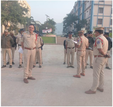 MalkajgiriCop's tweet photo. 🚨𝐒𝐦𝐨𝐨𝐭𝐡 & 𝐒𝐞𝐜𝐮𝐫𝐞! | 𝐆𝐫𝐨𝐮𝐩-2 𝐄𝐱𝐚𝐦𝐢𝐧𝐚𝐭𝐢𝐨𝐧🚨
#RachakondaPolice are working diligently to ensure a safe, smooth, and stress-free environment for all #Group_2 exam aspirants today. From managing traffic to securing examination centers, we’ve got it all covered! ✅
🌟 Good luck to all candidates! Let’s make this a day of discipline, focus, and fairness. Together, we can ensure a successful examination process.
📌 #RachakondaPolice #Group2Exams
#PublicSafety #BestOfLuck
@TelanganaCOPs @DcpMalkajgiri @DCPLBNagar @DcpBhongir @DCPMaheshwaram @ntdailyonline @TelanganaToday @eenadulivenews @v6velugu @ManaTelanganaIN @sakshinews @thenewsminute @TOIHyderabad @XpressHyderabad @DeccanChronicle @TheDailyPioneer @TheHansIndiaWeb @the_hindu @TheDailyMilap @TheSiasatDaily @way2_news @abntelugutv @IndianExpress @NewIndianXpress @IndiaToday @AndhraPrabhaApp @bbcnewstelugu