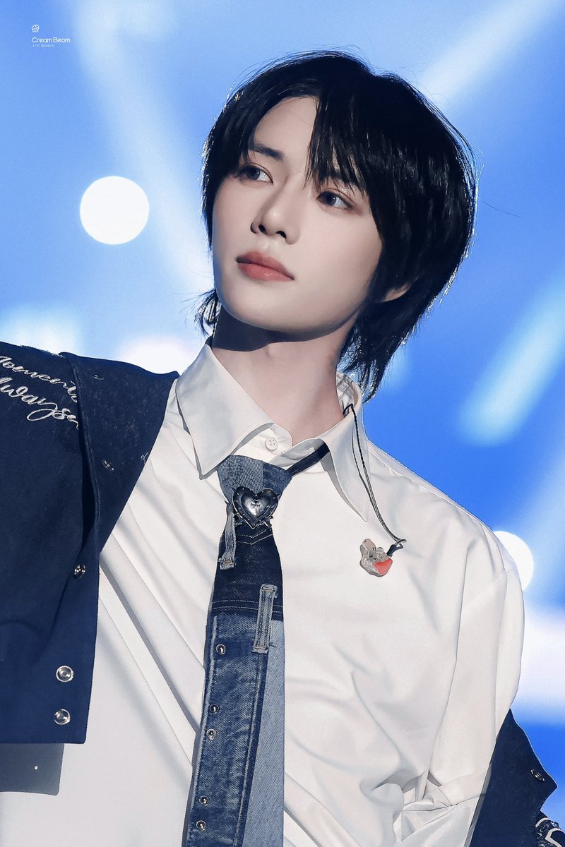 241214 🧁🧸

#범규  #BEOMGYU #ボムギュ
#TXT #TOMORROW_X_TOGETHER
#투모로우바이투게더 #투바투
#TXT_BEOMGYU  #TXT_범규