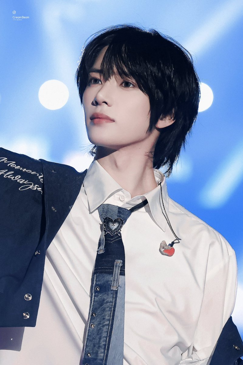 CreamBeom313's tweet photo. 241214 🧁🧸

#범규  #BEOMGYU #ボムギュ
#TXT #TOMORROW_X_TOGETHER
#투모로우바이투게더 #투바투
#TXT_BEOMGYU  #TXT_범규 https://t.co/z8vwLzIIsh