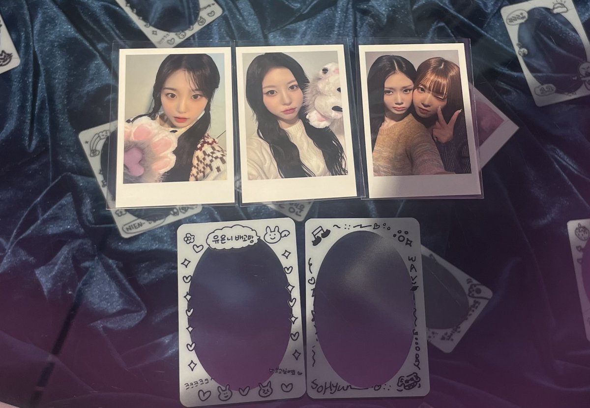 점프업이엔티 럭드 포카+프레임 교환합니다

HAVE
혜린 고양이손 포카
소현 포토카드 프레임
유빈+니엔 볼찌부 포카

WANT
유연 고양이손 포카
지연 포토카드 프레임
유연+지연 볼찌부 포카

#트리플에스 #tripleS