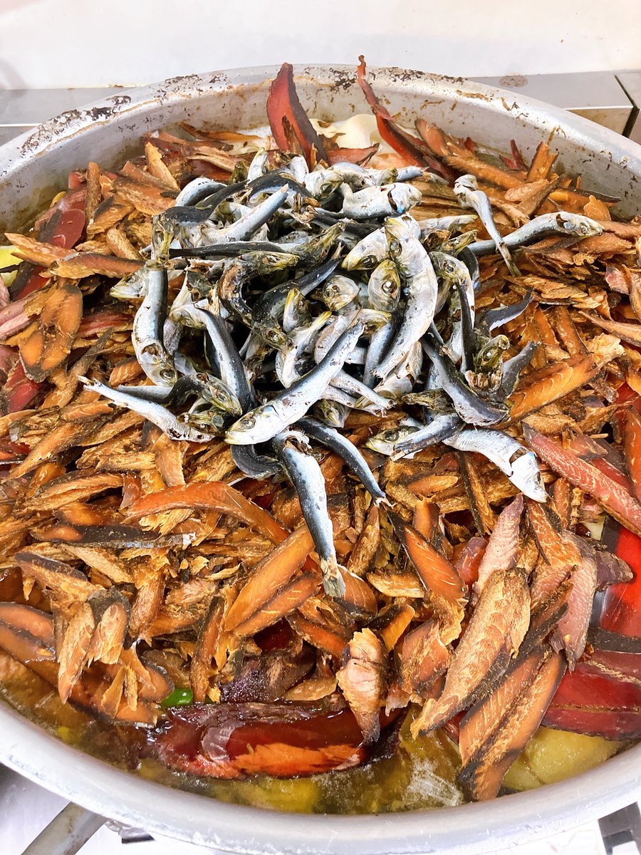 RamenKichirin's tweet photo. ��から麺も変わります。
すごく良い麺です！
塩ラーメンの平打ちの選択は廃止します。
ぜひ！！

写真は今炊いてるスープです！ https://t.co/HZfP7btT6F