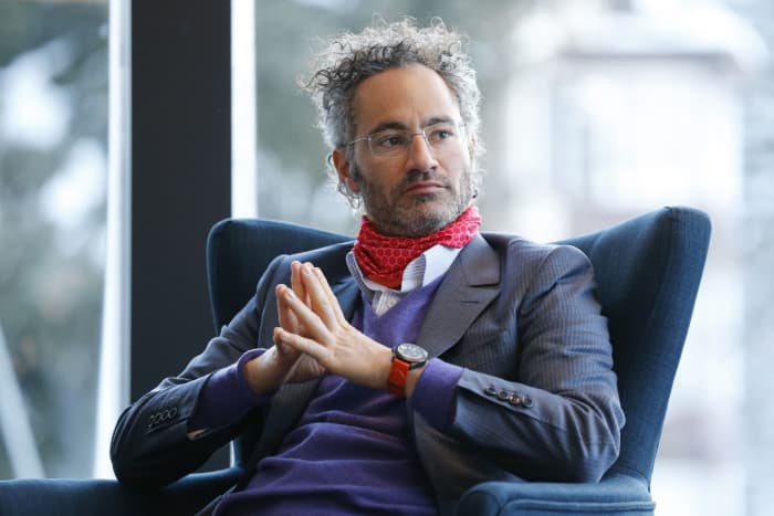 FranckOhrel's tweet photo. Alex Karp, CEO of Palantir Technologies, stated at the Reagan National Defense Forum that the United States is the undisputed leader of the artificial intelligence revolution, referring to this advancement as the “American AI revolution.” He emphasized that all major AI companies are headquartered in the U.S., reinforcing the nation’s global dominance. According to him, AI is profoundly transforming industries and defense strategies, providing America with a decisive strategic advantage on the international stage.
#ai #alexkarp #USA 
@elonmusk #xAI