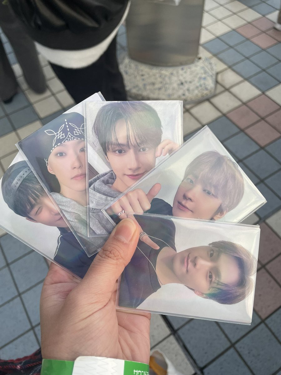218anna211's tweet photo. 引き換えできた！昨日と合わせてほぼ被りなし！ https://t.co/nRPdBQx46z