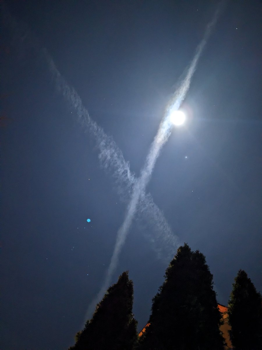 doodlingmind's tweet photo. Have I seen the drones above my house in New Jersey? Sure yes. Do I think they're human-made? Of course yeah. Am I concerned that something has drawn an X over my house in the night sky? Um yeah. #dronesoverNJ https://t.co/KWbK9Ul7If
