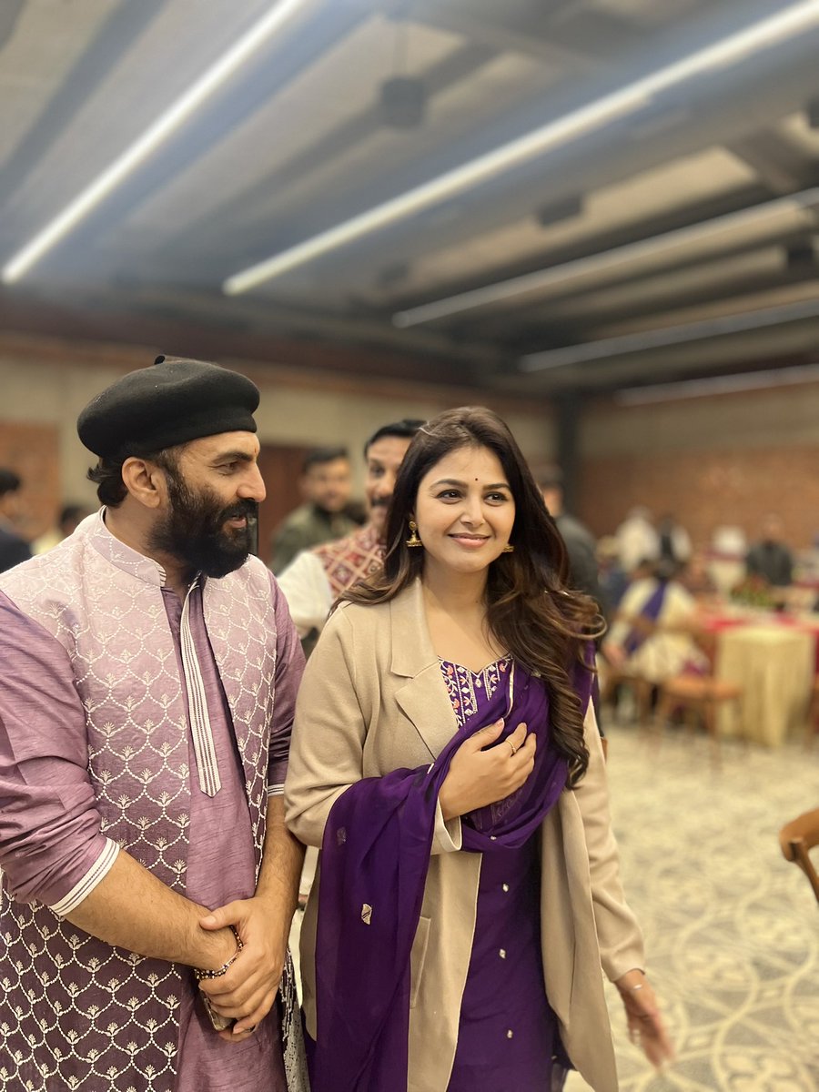 Monal Gajjar tweet media