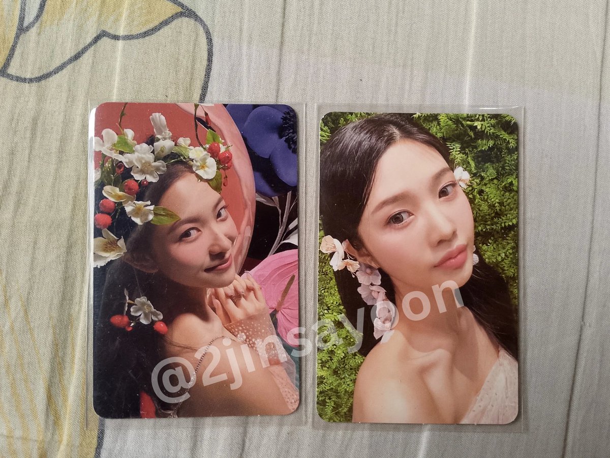 2jinsayoon's tweet photo. wts lfb

⬇️⬇️ Yeri &amp; Joy Set ⬇️⬇️

<Prices is in the start of the thread>

Dm if interested

# redvelvet red velvet fmr feel my rhythm album pc seulgi irene wendy https://t.co/EA4lXQVIZj