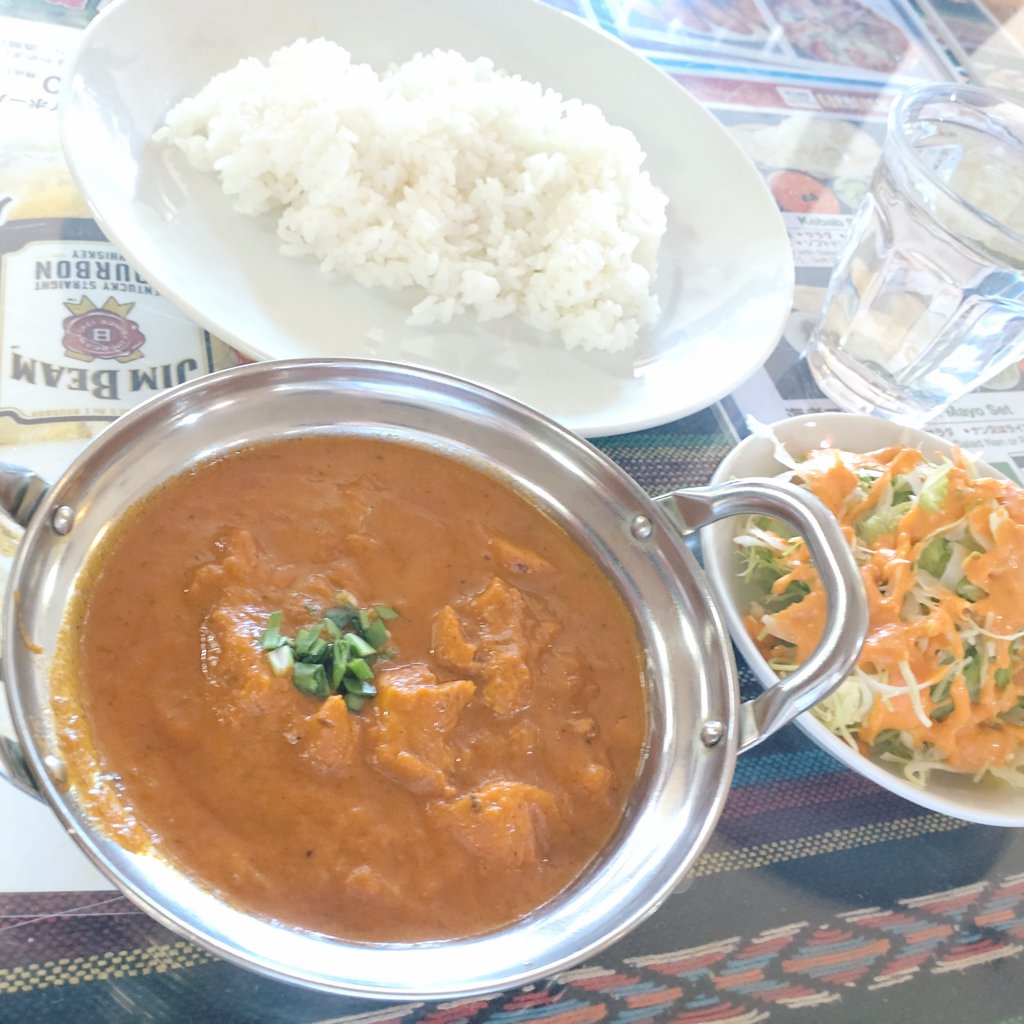 eseota2's tweet photo. バイト終了
今日もまかないが美味い😋
ジャガイモの美味しい季節にジャガイモとチキンのカレー🍛
 #浦の星カレー部 
 #スワズ沼津 https://t.co/hNin0jUkep