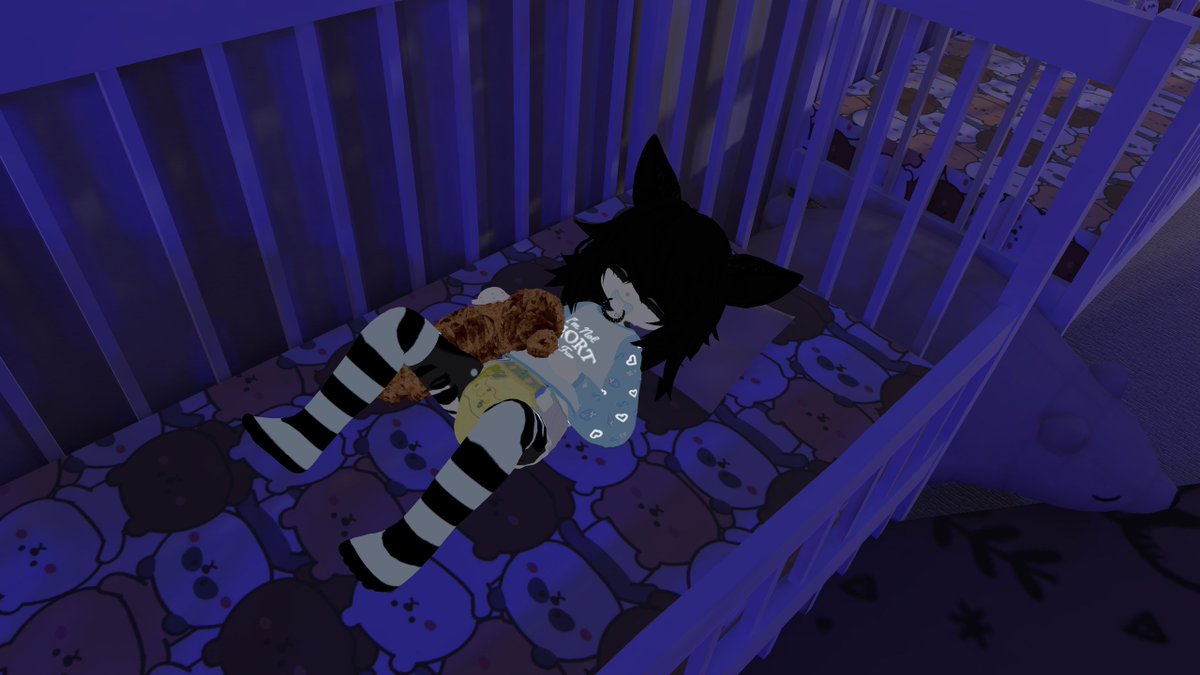 one soggy night😳🖤🤍💙