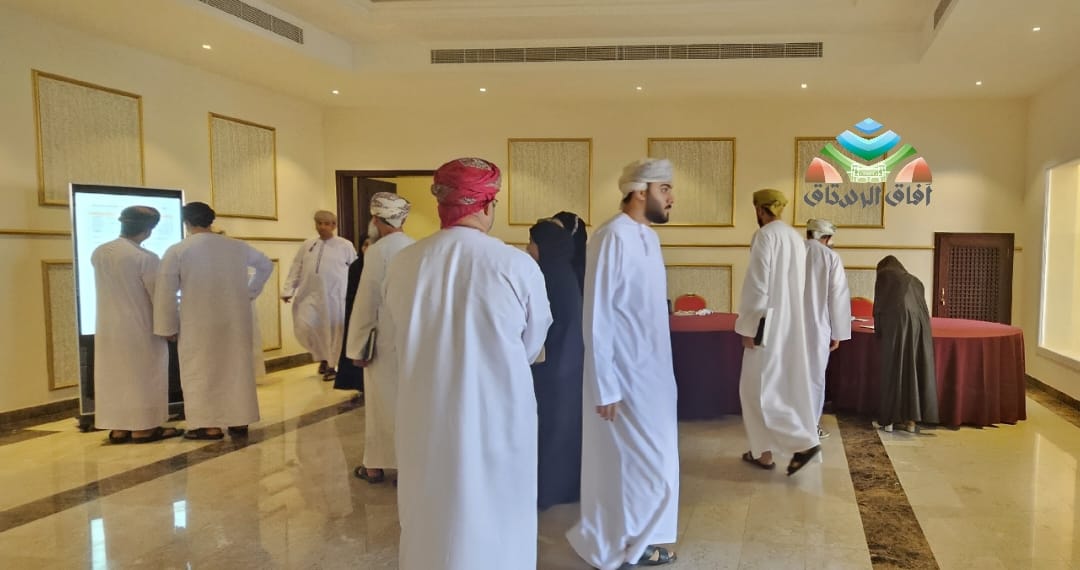 afaqrustaq's tweet photo. يحدث الآن انطلاق المختبرات العملية في مبادرة آفاق الرستاق تحت رعاية سعادة الدكتور يحيى بن سليمان الندابي والي الرستاق. https://t.co/ybjDkn1wuA
