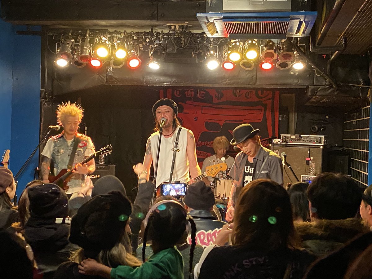 nao_sun_14's tweet photo. 昨日の『LET IT ROCK』全バンドめっちゃカッコ良かった✨✨✨
みんなスゴい✨✨✨
#RIOXSHANA_CRACKS
#THE_SECT
#THE_RYDERS
#難波Mele https://t.co/tdNNYNv4WY
