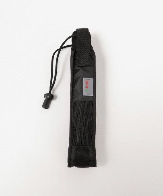 NANGAの折り畳み傘めっちゃ可愛いな、折り畳みガサーの僕としてはEuro SCHIRMのライトトレックウルトラ折り畳み傘買って良かった、めちゃくちゃ軽くてハウスのわさびチューブと同じ重さなので、何も考えないでとりあえずバッグに突っ込んでおける 