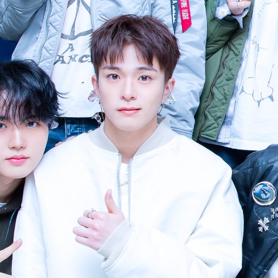 hamadafeed's tweet photo. asahi on inkigayo today ✨ https://t.co/toDeB77mqR