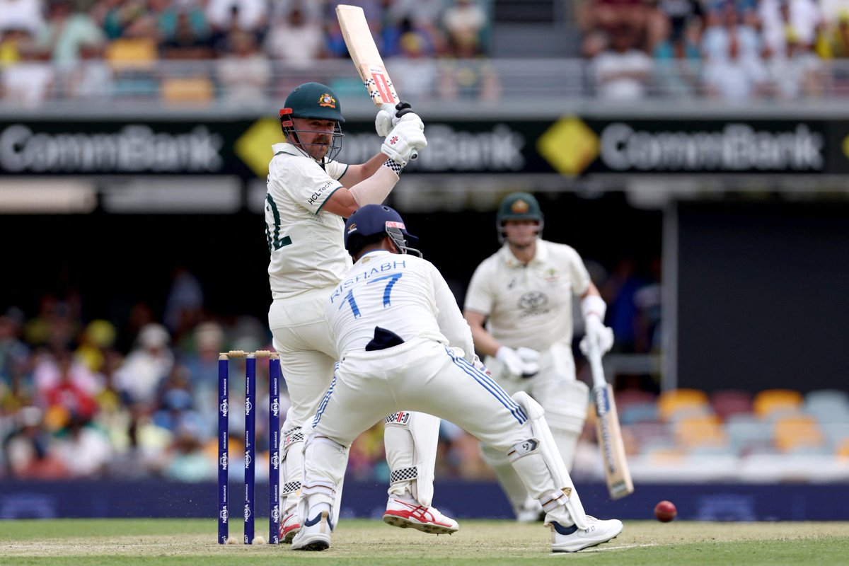 ICC's tweet photo. 𝖀𝖓𝖘𝖙𝖔𝖕𝖕𝖆𝖇𝖑𝖊 💯

Take a bow, Travis Head!

#WTC25 | #AUSvIND 📝: https://t.co/2NElbX9Qdj https://t.co/J5zdg101RL