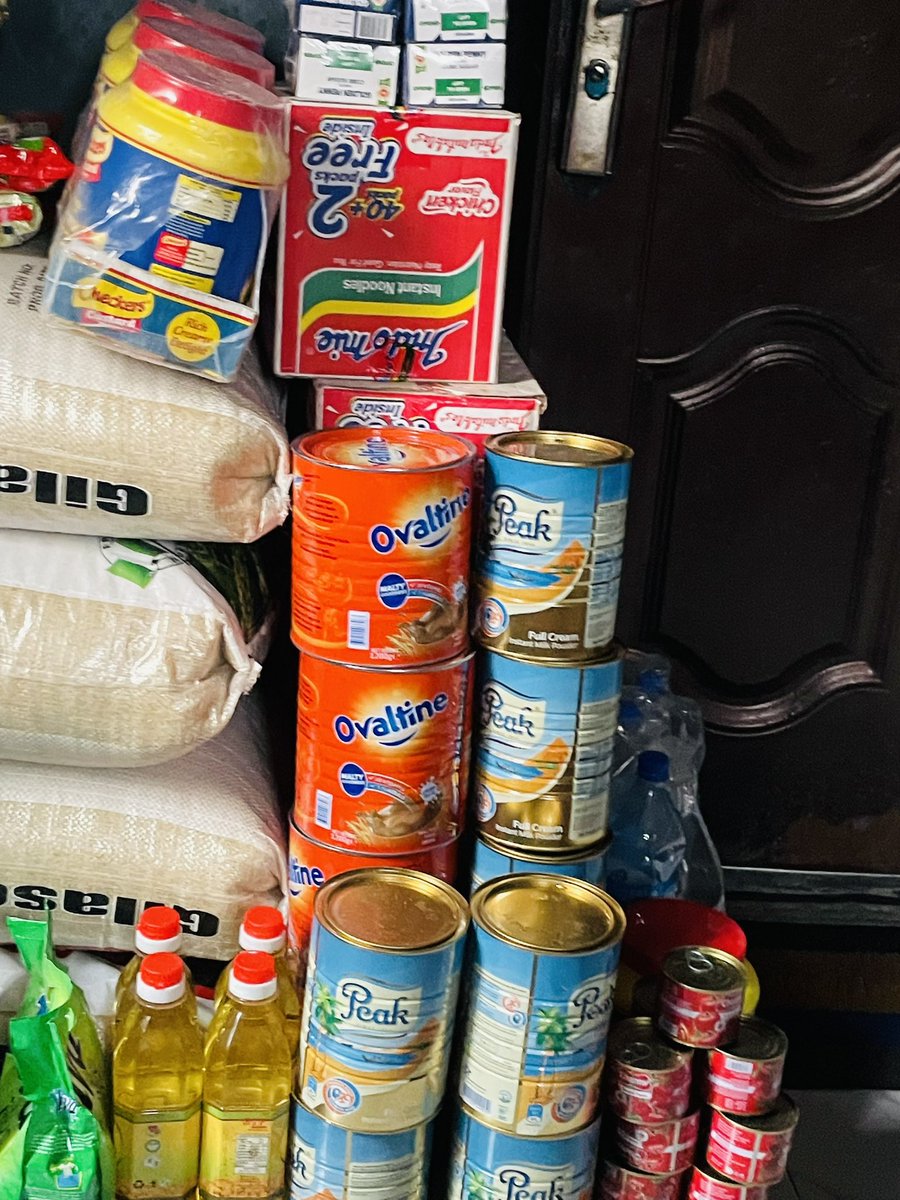 Ogsmartinit_001's tweet photo. Preparing for the 25th outreach please we u to our support my people @LouieDi13 @adekunleGOLD @BOOMBET201 @BigBankOus @Mrbankstips @burnaboy @LouieDi13 https://t.co/xsYKLWlNdu