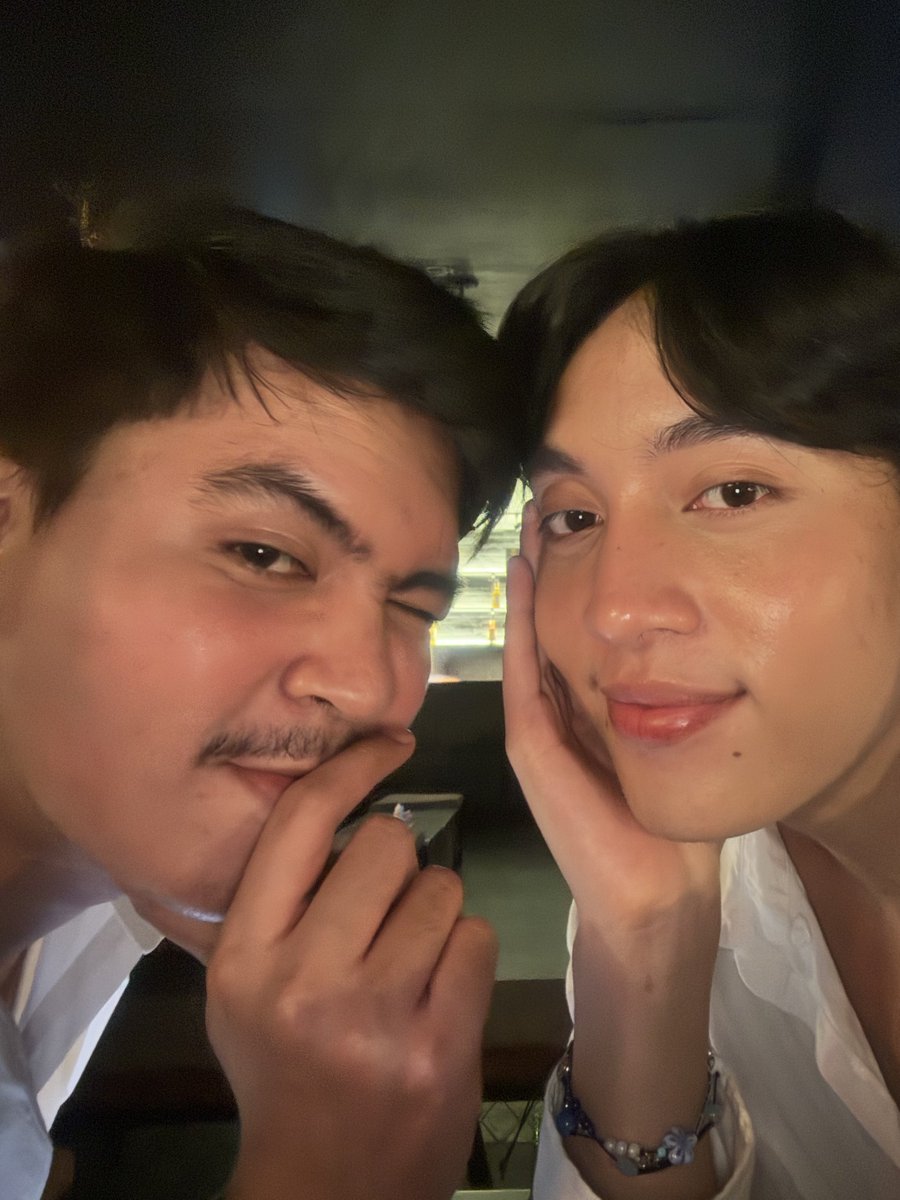 miggyruallo's tweet photo. post bday dinner 🤍 https://t.co/QTcy3GJgkh