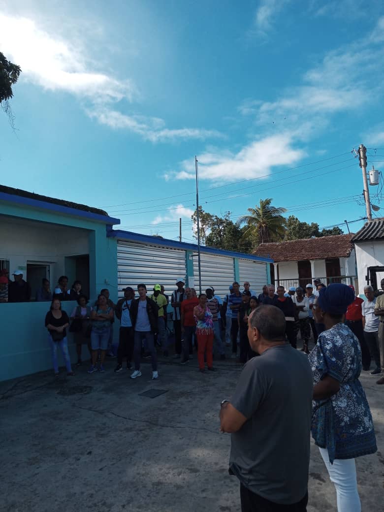 Muchas transformaciones se ejecutan en la UEB Papel Habana de #CUBAPEL, con un colectivo decidido a transformar la autogestión de la Unidad con la convicción que nada es fácil, pero demostrando que si se puede. Nos queda mucho pero vamos por el camino correcto.
#SomosDiferentes