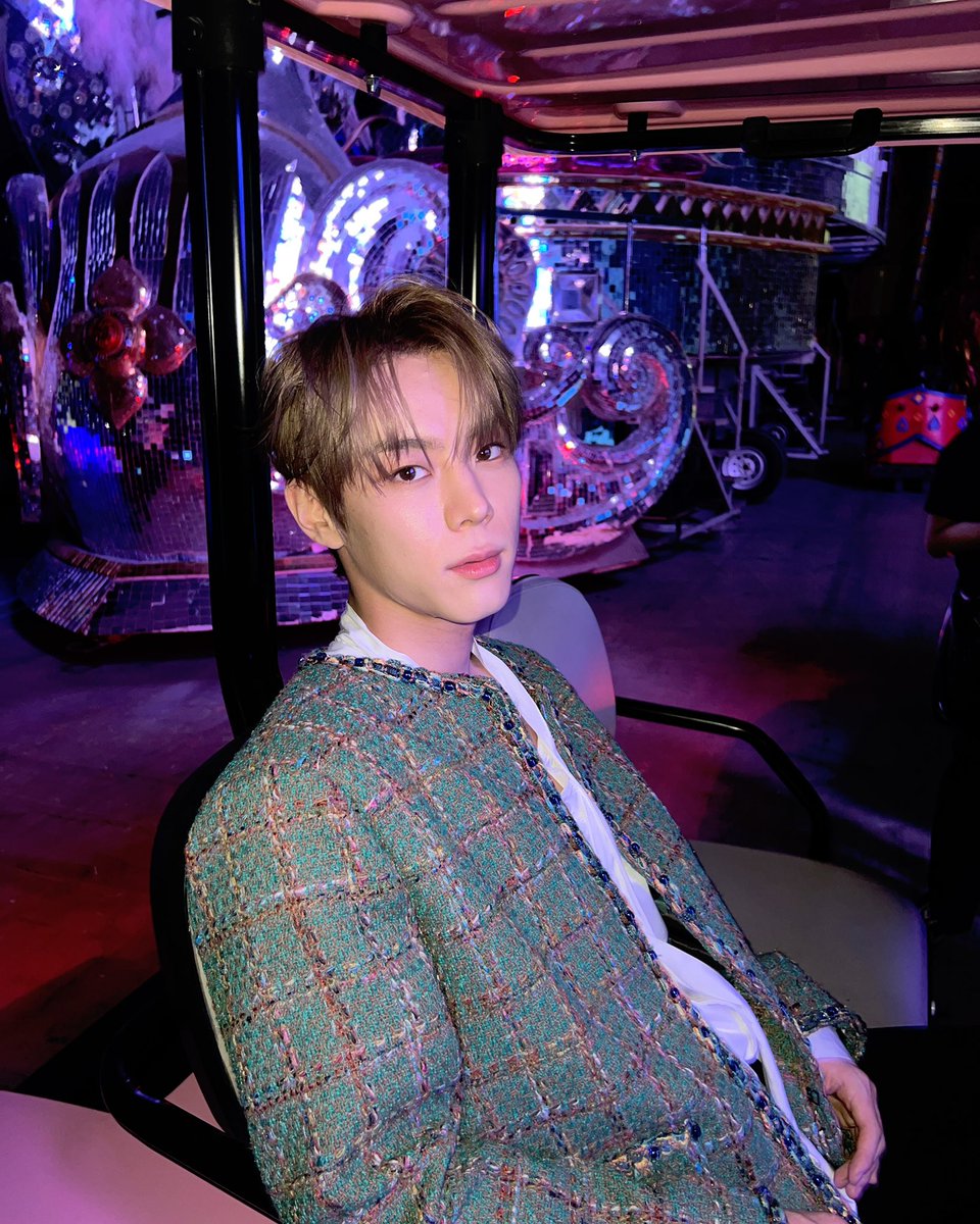 Official_Seobin's tweet photo. Carnival Magic 에서의 가장 특별한 생일을 함께 해줘서 고마워요💛 

#윤서빈 #YoonSeobin
#CarnivalXmasMagic https://t.co/GoojT1XNcb