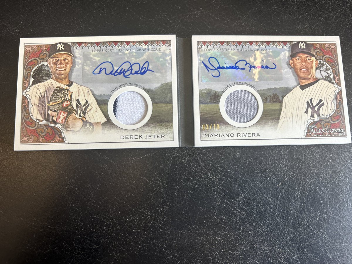 bigbearbreaks's tweet photo. Early Christmas Pulls!!!!! @CardPurchaser https://t.co/3lmuSp7vhR