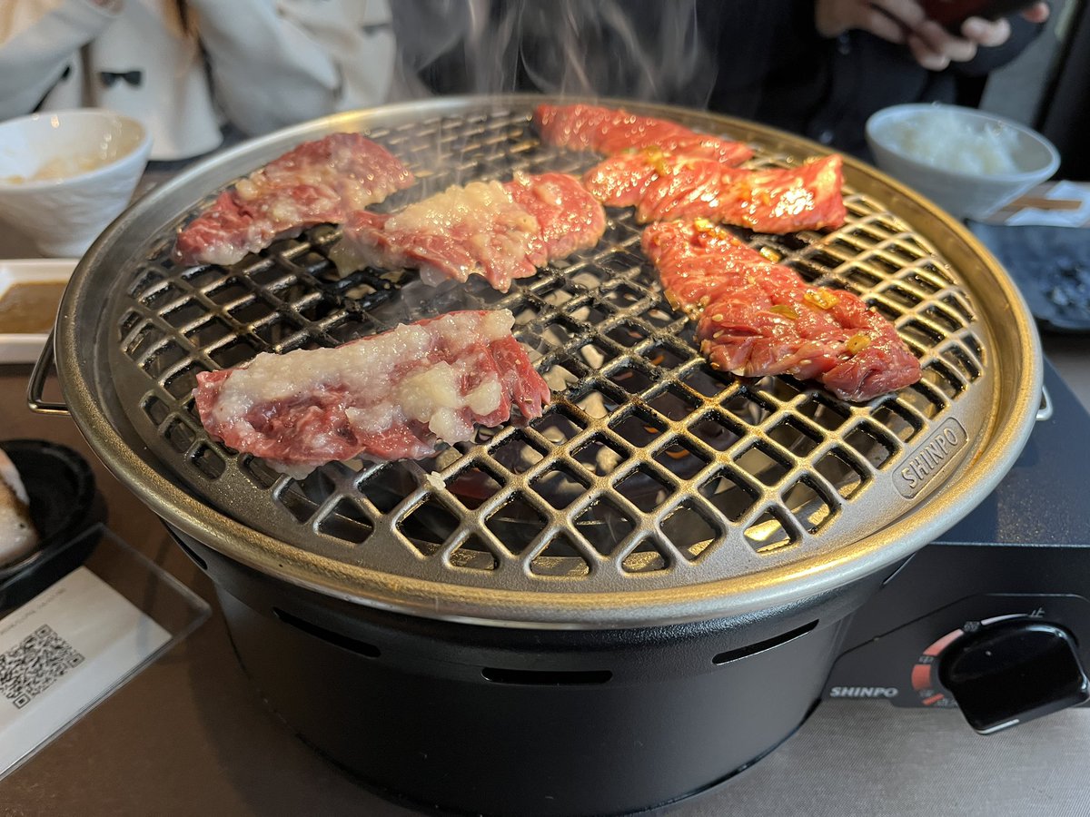 肉を焼いて
食う会^〜^ 