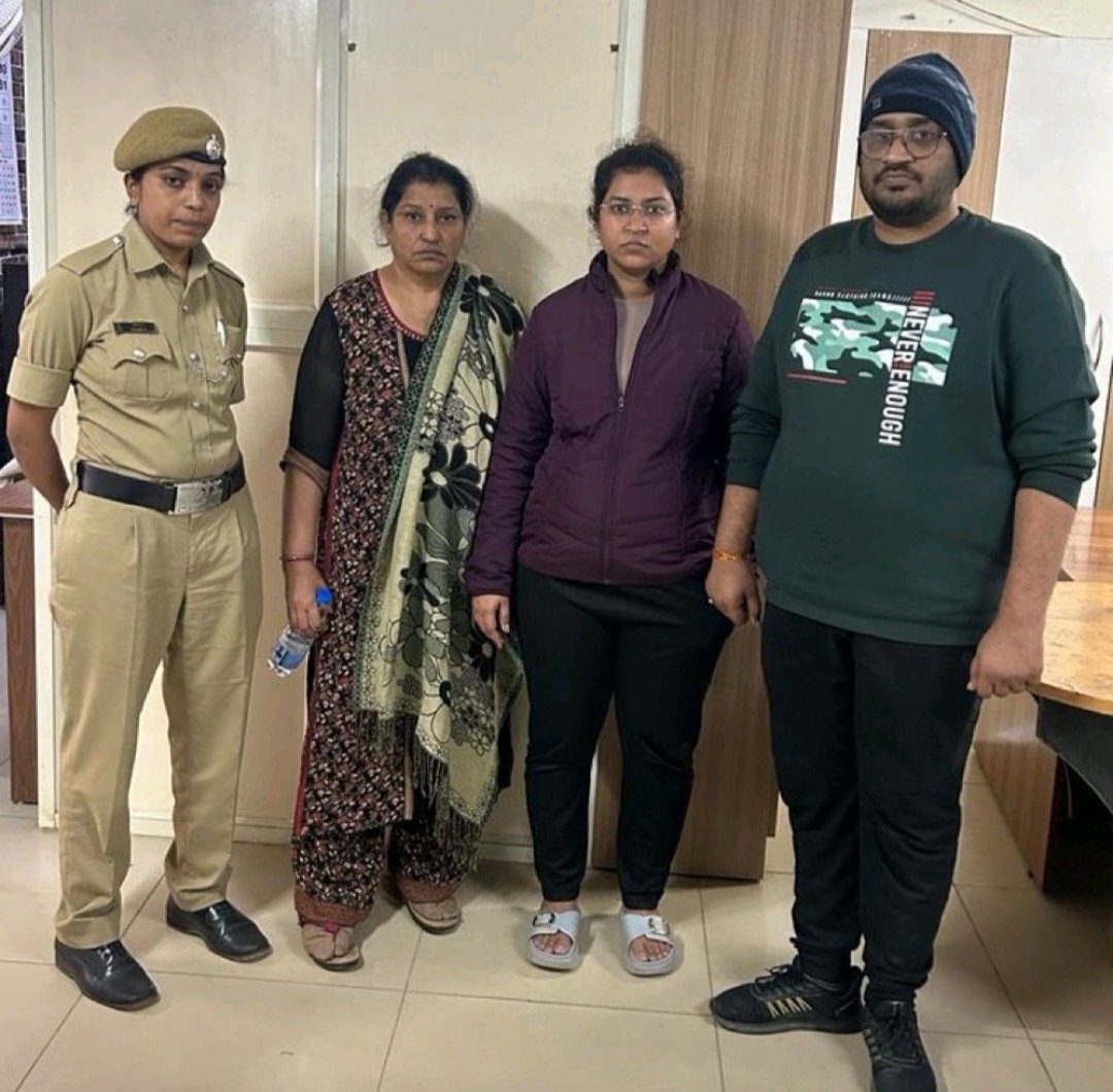 RithDeb's tweet photo. Karnataka Police arrested Atul Subash's wife, mother-in-law and brother-in-law
#AtulSubhashcase #AtulSubash #AtulSubhashsuicidecase #JusticeForAtulSubhash https://t.co/qvdnn765db