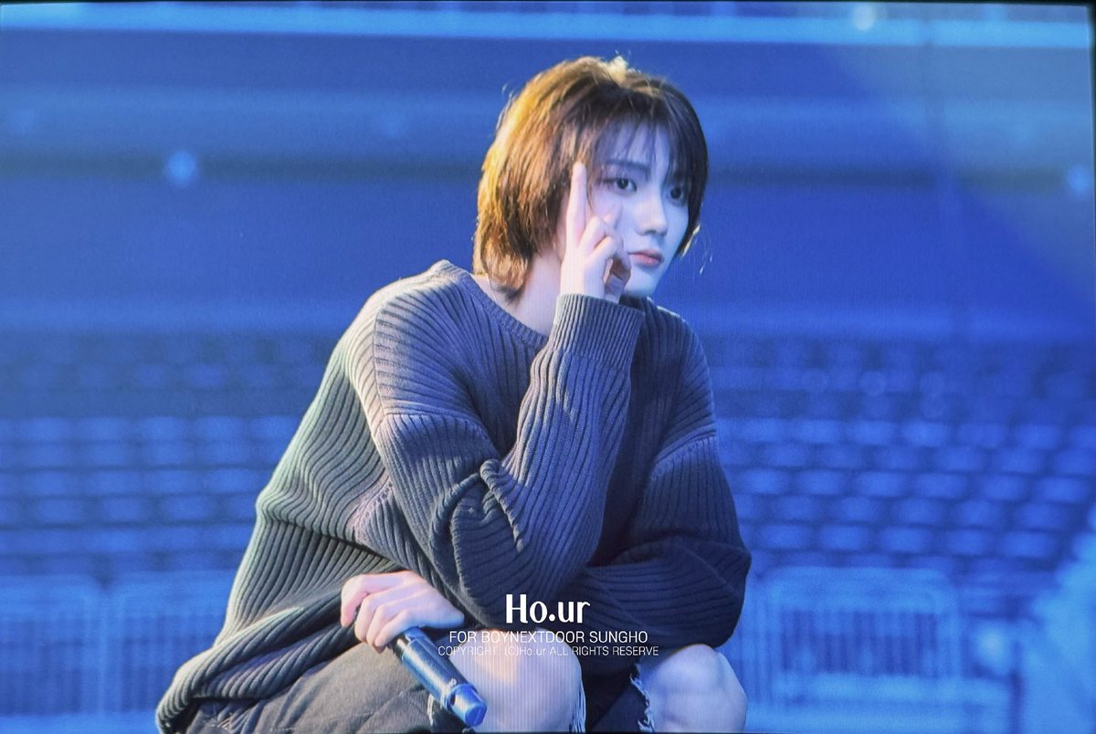 Hour_0904's tweet photo. 20241215 KNOCK ON Vol.1  DAY2

#SUNGHO #성호 #ソンホ
#BOYNEXTDOOR #보이넥스트도어 https://t.co/fVHwdhdBYh