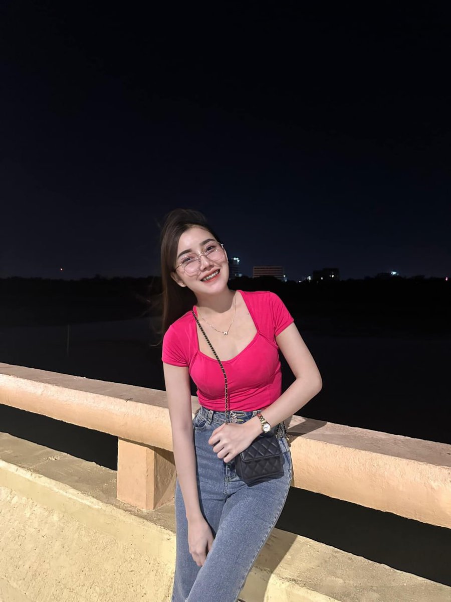 patchar1532's tweet image. ยุคนี้พรหมลิขิต ก็สู้บัตรเครดิตไม่ได้หรอก #อยากโดนของข้าราชการ #โสดหาเพื่อนคุย  lynlyn_999