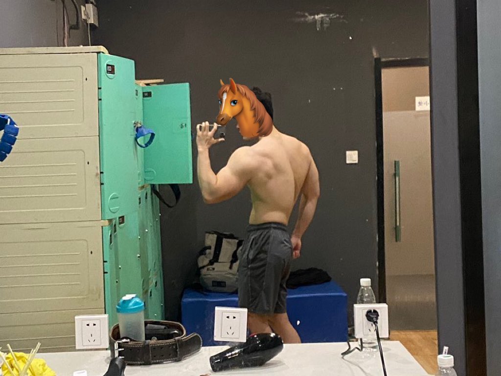 下周五到周六晚有空，有活动意向的我们可以周四晚上坐一起聊聊
#苏州线下 #苏州夫妻