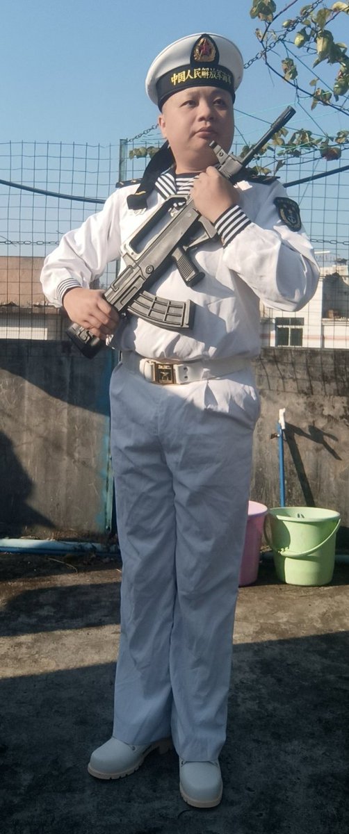 04式海军冬水兵服和07式海军夏水兵服