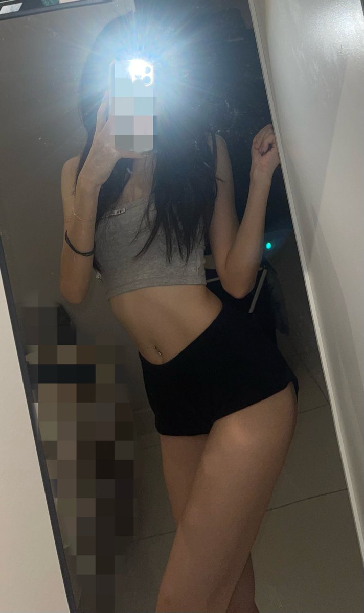bbyvinagg's tweet photo. trying this out, say 'hi' for a cute nudie in ur dms 🤭
#sgxmm https://t.co/Q1hifwMJvy