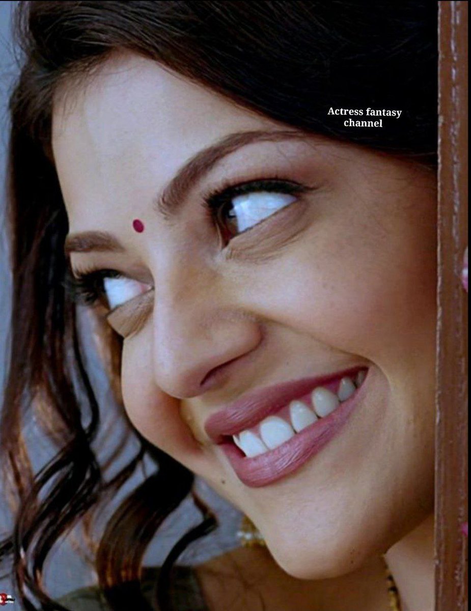 Kajalmylife1's tweet photo. Her smile 😍
#kajalaggarwal @MsKajalAggarwal https://t.co/Y5cI2ZB1P9