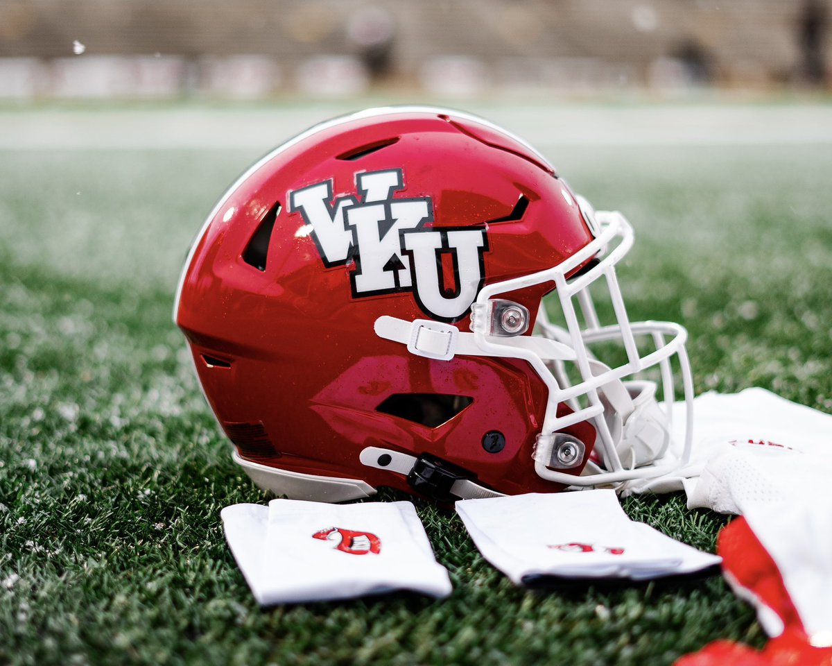 CoachGurth's tweet photo. Big road test! Heading to Lawrence! We compete with our scheme, we win with our PLAYMAKERS!!

📍: David Booth Kansas Memorial Stadium
⏰: 8:00pm
📺: ESPN
🪡: 🔴⚪️⚪️

#SpotTheBall #GoTops https://t.co/QitVPkgcXu