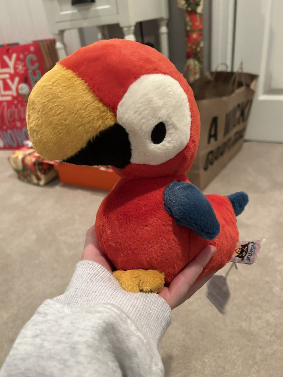 sideofsannie's tweet photo. Meet my new lil guy named roni https://t.co/cUYlzjsiB4