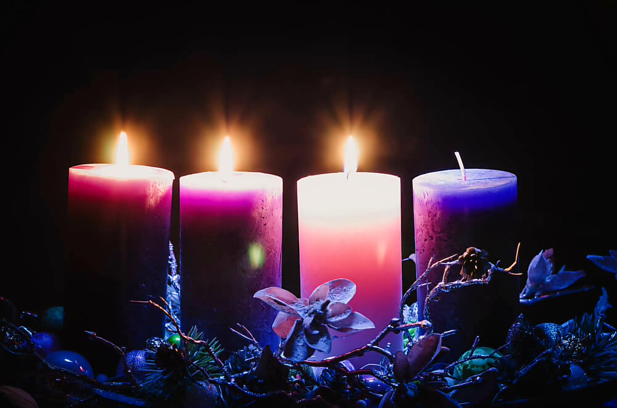 AS_Bearsden's tweet photo. This Sunday, Advent 3, join us for 9.00am Said Communion &amp; 10.30am Sung Communion.
On Monday, Night Prayer at 7.00pm &amp; on Tuesday in the hall there's the last session in our Advent study course at 2.00pm.
On Wednesday, Prayer Group at 10.30am followed by Said Communion at 11.00am https://t.co/kuRfFLSGmG