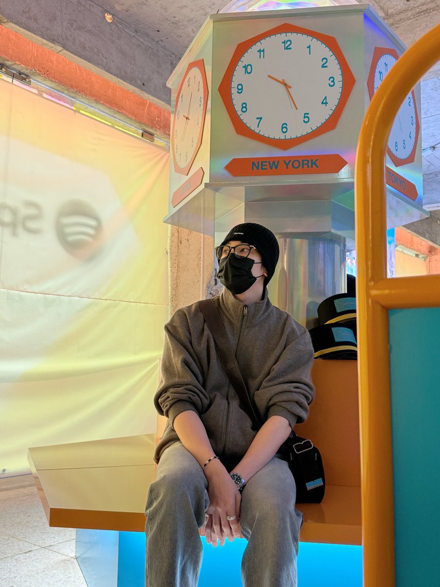 svtfrvs's tweet photo. 𝑰 𝒘𝒊𝒔𝒉 𝑰 𝒄𝒐𝒖𝒍𝒅 𝒈𝒐 𝒃𝒂𝒄𝒌 𝒕𝒐 𝒕𝒉𝒆 𝒗𝒆𝒓𝒚 𝒇𝒊𝒓𝒔𝒕 𝒅𝒂𝒚 𝑰 𝒔𝒂𝒘 𝒚𝒐𝒖
𝑺𝒉𝒐𝒖𝒍𝒅'𝒗𝒆 𝒎𝒂𝒅𝒆 𝒎𝒚 𝒎𝒐𝒗𝒆 𝒘𝒉𝒆𝒏 𝒚𝒐𝒖 𝒍𝒐𝒐𝒌𝒆𝒅 𝒊𝒏 𝒎𝒚 𝒆𝒚𝒆𝒔_

𝘐 𝘭𝘰𝘷𝘦 𝘺𝘰𝘶 𝘸𝘰𝘯𝘸𝘰𝘰~ https://t.co/ydvHq4lewg