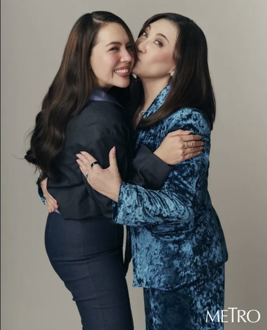 OFCJuliaMSquad's tweet photo. Prime Actress Julia Montes with The Megastar Ms. Sharon Cuneta

#JuliaMontes
#SavingGraceOnPrime https://t.co/90uuJbcAno