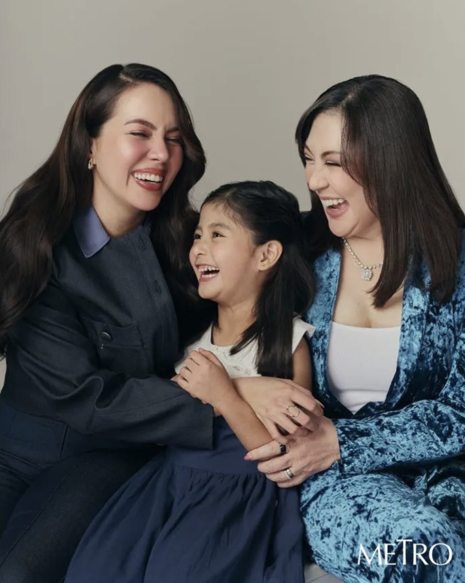 OFCJuliaMSquad's tweet photo. Prime Actress Julia Montes with Megastar Ms. Sharon Cuneta and Zia Grace

#JuliaMontes
#SavingGraceOnPrime https://t.co/pdJ5sVj5Gp