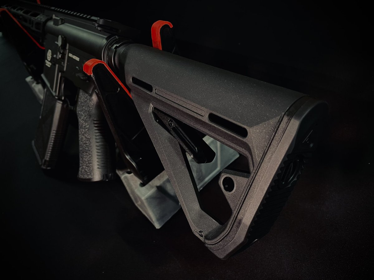 MILSPEC_CONCEPT's tweet image. 🎌✨最強の電動ガン日本上陸✨🎌

箱だしでフルカスタムのような仕様💫

ARCTURUS×GATEのコラボブランド✨
&quot; #TRINITY  #ARMAMENT &quot; ⟡.·
 
【 11.5  GA-TA01 】
【 15.3 GA-TA02 】
【   7.9 GA-TA03 】

〇GATE TITANⅡ Bluetooth標準搭載
    ( アプリで設定可能なのです！)…