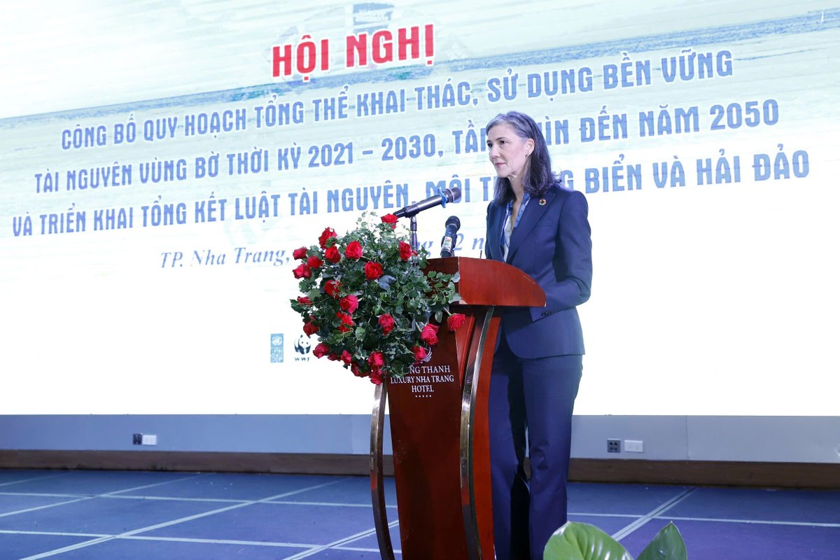 UNDPVietNam's tweet photo. With Vietnam’s #Coastal Master Plan approved, now it is time to act: 
1⃣ Advance onshore, near shore and off shore wind power for net-zero 
2⃣ Strengthen governance &amp; local capacity 
3⃣ Leverage ecosystems for a sustainable blue economy. Together, we can secure thriving future. https://t.co/IVk1nl48Rh