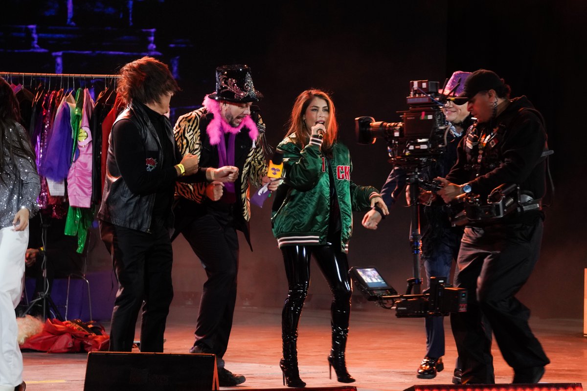 Canal_Estrellas's tweet image. A esta noche musical de #Teletón2024 llega toda la pasión y entrega de nuestros queridos @Sargentoleon y @yahirmusic 💜💛 #TodosSomosTeletón
#OrgullosamenteTercos