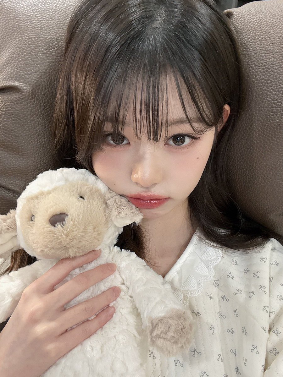장원영 인형셀카가 좋다고 말해