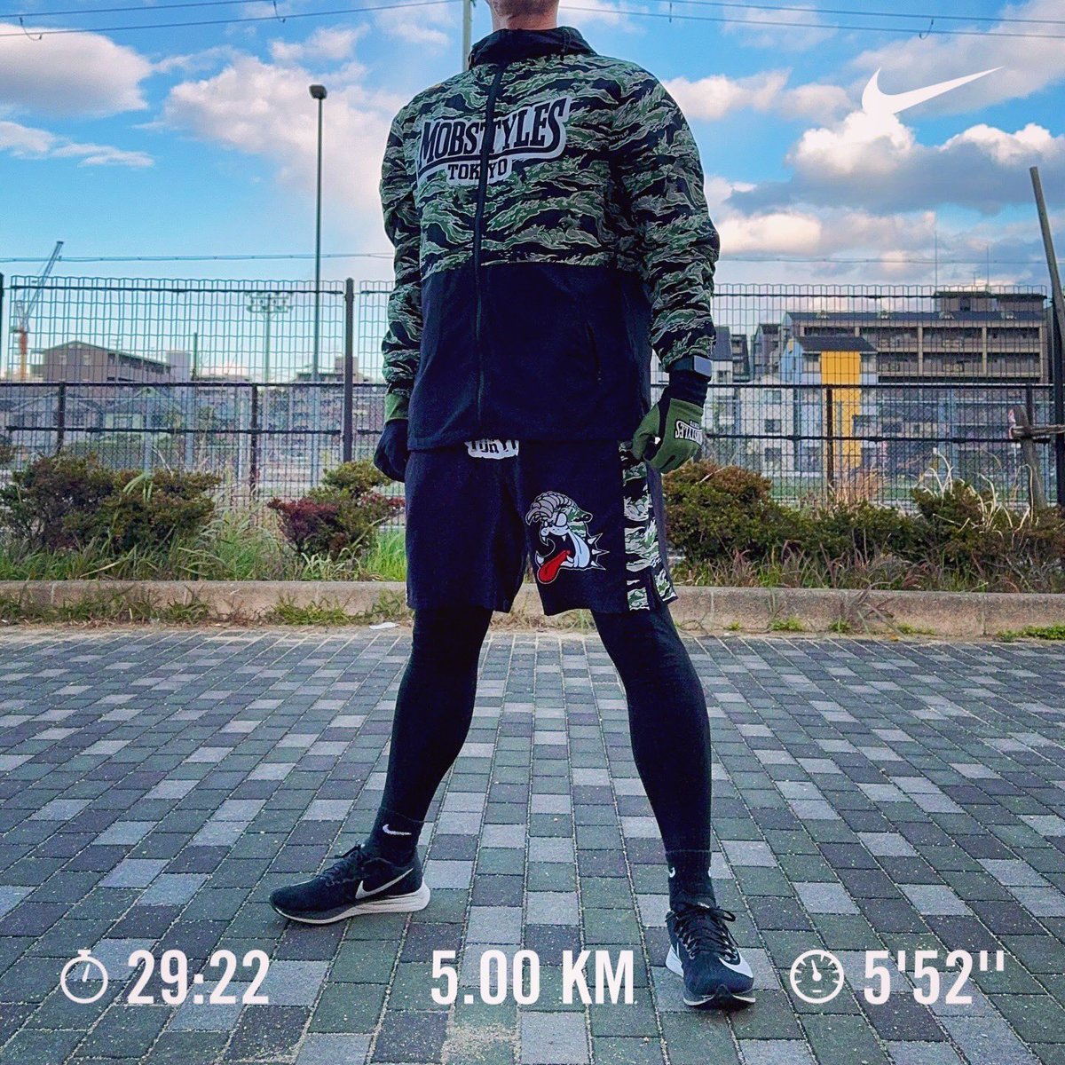 tuttini2269's tweet photo. 2024.12.15 Sun

合間に外RUN5K。
風が強くて寒いのでフル装備にて。

ウェア類も5年使っているけどなんやかんやで長持ちしているもので。

#幡ヶ谷再生大学陸上部
#MOBSTYLES https://t.co/8r3yPAkCbQ