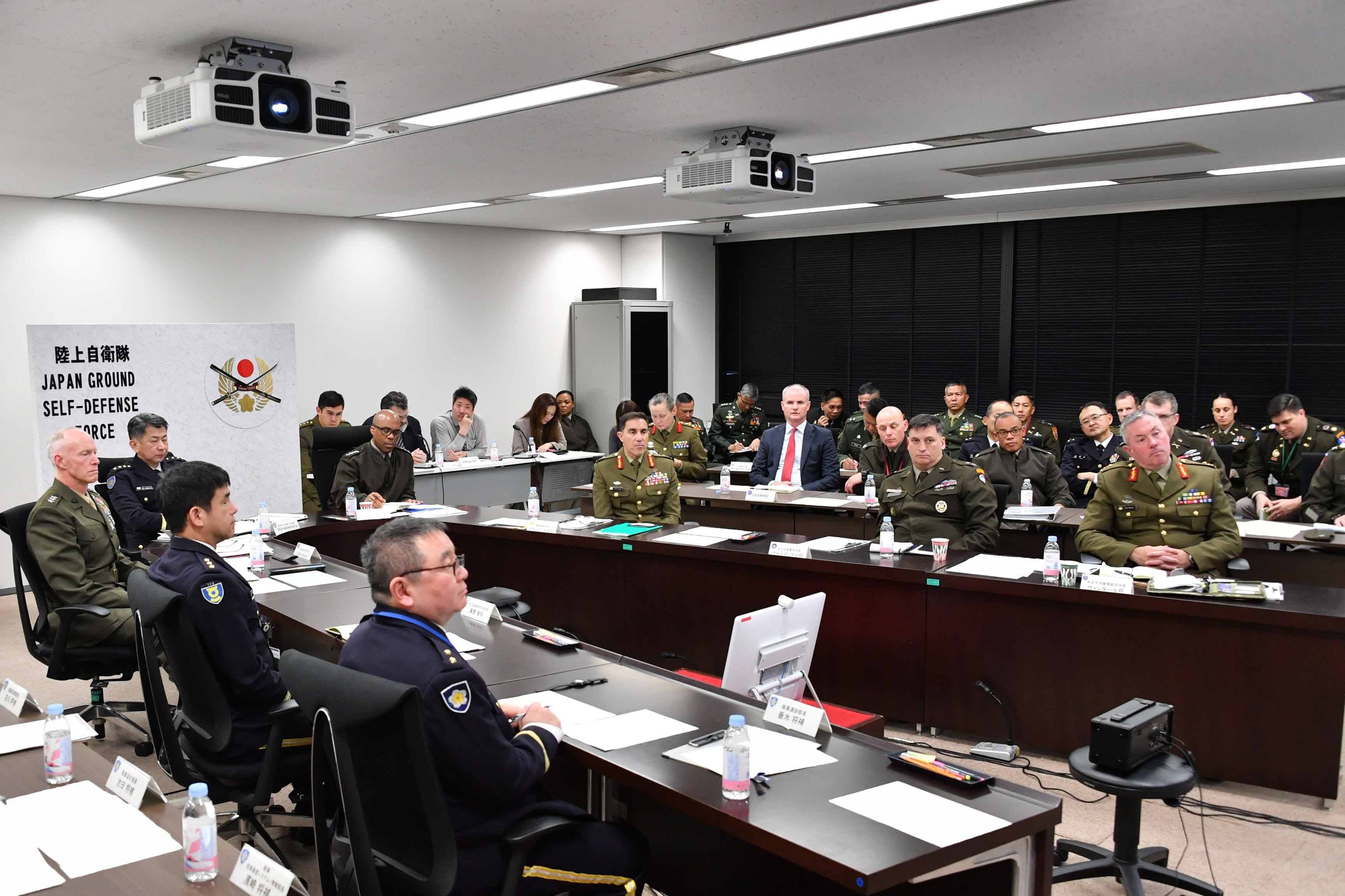 防衛省 陸上自衛隊 on X: 防衛省 陸上自衛隊 on X: