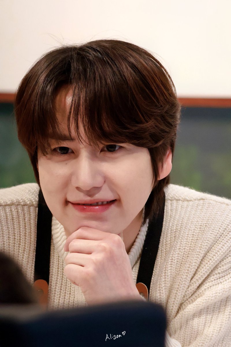 241215 디마뮤 티타임 이벤트

허허헣·^ —^<a href="/GaemGyu/">ChoKyuHyun</a> 
#규현 #kyuhyun #圭贤 #キュヒョン
