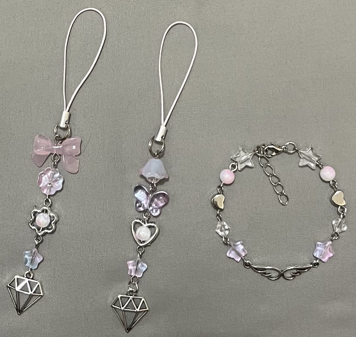 💎MnG Seventeen Indomilk x Chitato💎
Freebies by <a href="/gachigotrip/">tukang bikin freebies</a>

📆 17 Desember, 2024
📍 Beach City International Stadium
⏰ TBA
‼️ Limited Quantity
✅ DM for trade

How to claim:
- Follow this account
- ⁠Like and repost this post
- ⁠Please tag me once you get the freebies 🤗