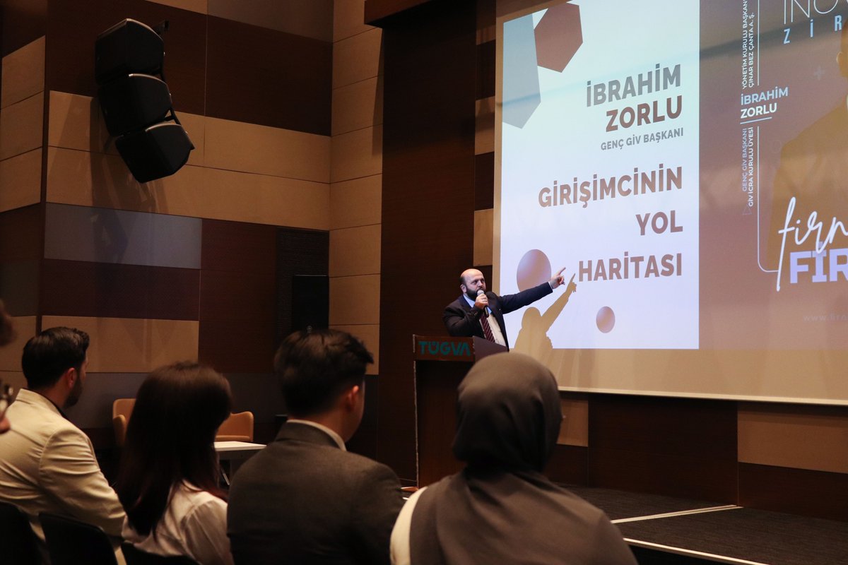 FirnasTech's tweet photo. Genç GİV Başkanı ve Çınar Çanta CEO'su İbrahim Zorlu, FirNova’24 sahnesinde bizlerleydi! 🚀

Zirvemiz boyunca deneyimleriyle katılımcılara ilham veren İbrahim Zorlu’ya, bu değerli katkıları için teşekkür ediyoruz. https://t.co/pOI7tghRqy